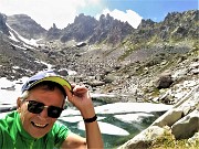 04 Al  Lago del Vallone (2226 m) in lento disgelo...spettacolo